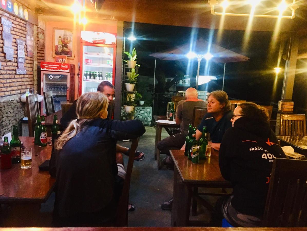 Bintang By Tobias Lodge Cafe & Restaurant Kelimutu Luaran gambar